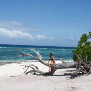 Filipinas_playa_viaje_grupo_aletas_en_la_mochila