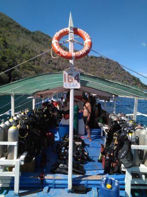 Filipinas_viaje_grupo_aletas_en_la_mochila_4